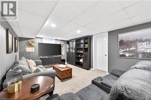 100 Ferndale Avenue, Hamilton, ON - Indoor