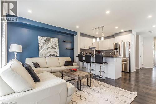 26 Meadowridge Street, Kitchener, ON - Indoor