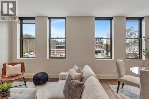 7 Grand River Street N Unit# 202, Paris, ON - Indoor