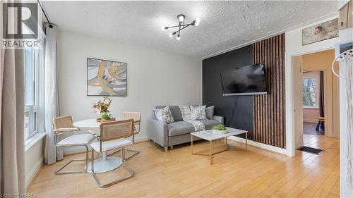 69 Lyons Avenue, Brantford, ON - Indoor