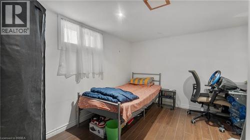 69 Lyons Avenue, Brantford, ON - Indoor Photo Showing Bedroom