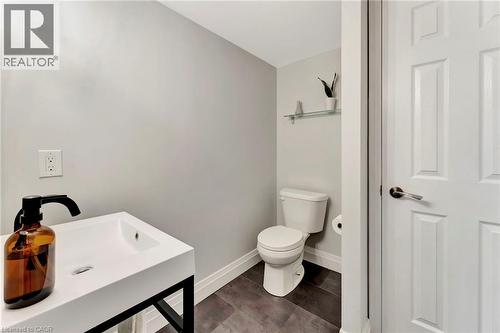 350 Fisher Mills Road Unit# 38, Cambridge, ON - Indoor Photo Showing Bathroom