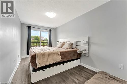 350 Fisher Mills Road Unit# 38, Cambridge, ON - Indoor Photo Showing Bedroom