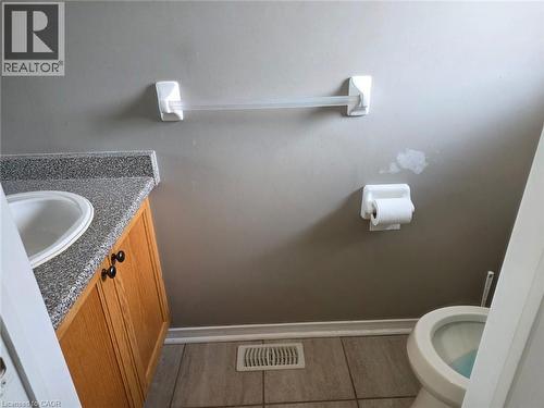 271 Activa Avenue, Kitchener, ON - Indoor Photo Showing Bathroom