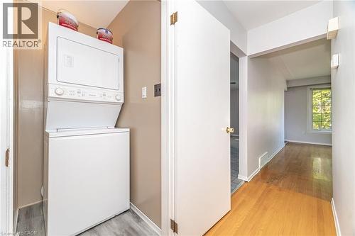 7 Maitland Avenue, Hamilton, ON - Indoor Photo Showing Laundry Room