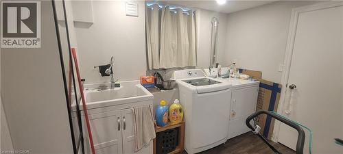 7 Maitland Avenue, Hamilton, ON - Indoor Photo Showing Laundry Room