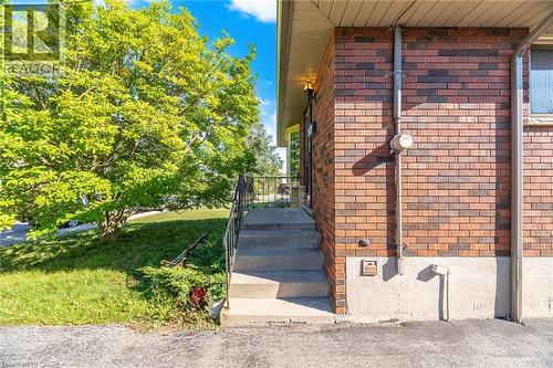 7 Maitland Avenue, Hamilton, ON - Outdoor