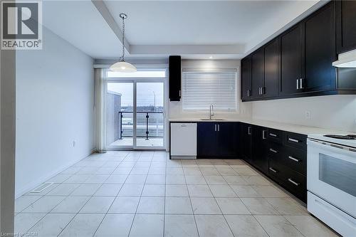 30 Times Square Boulevard Unit# 228, Stoney Creek, ON - Indoor Photo Showing Kitchen