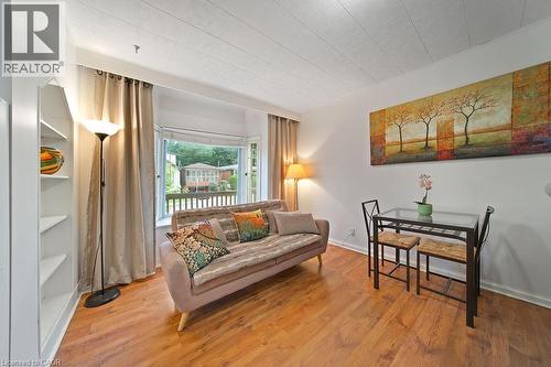 82 Whitney Avenue, Hamilton, ON - Indoor