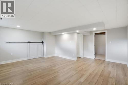 38 Coral Drive, Hamilton, ON - Indoor Photo Showing Other Room
