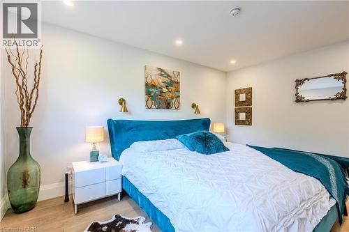 23 West Hampton Road, St. Catharines, ON - Indoor Photo Showing Bedroom