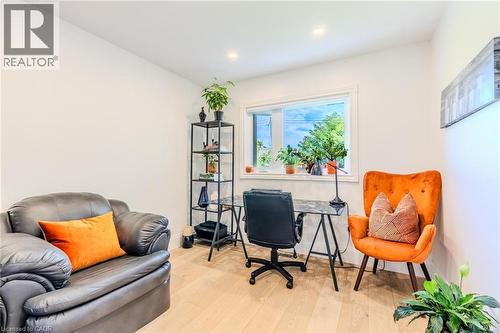 23 West Hampton Road, St. Catharines, ON - Indoor