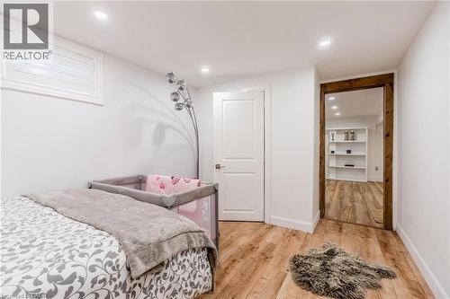 23 West Hampton Road, St. Catharines, ON - Indoor Photo Showing Bedroom