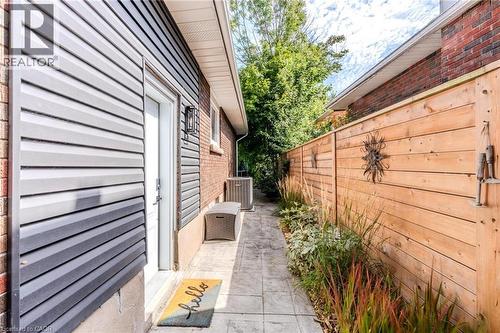 23 West Hampton Road, St. Catharines, ON - Outdoor With Exterior