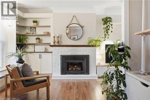 232 Mountain Park Avenue, Hamilton, ON - Indoor Photo Showing Living Room With Fireplace