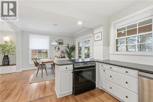 232 Mountain Park Avenue, Hamilton, ON - Indoor Photo Showing Kitchen