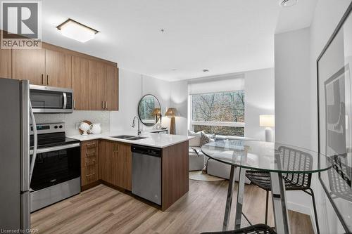 479 Charlton Avenue E Unit# 209, Hamilton, ON - Indoor Photo Showing Other Room