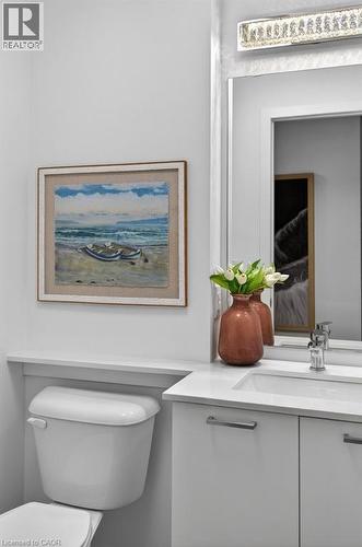 479 Charlton Avenue E Unit# 209, Hamilton, ON - Indoor Photo Showing Bathroom