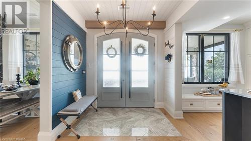 33 Cedar Drive, Turkey Point, ON - Indoor Photo Showing Other Room