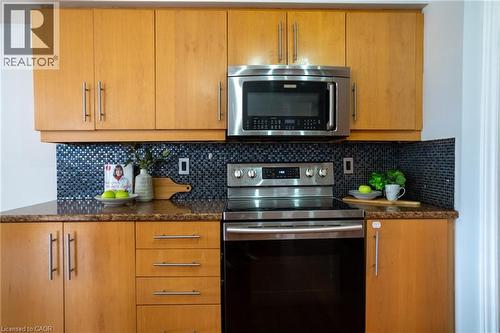 2427 Asima Drive, London, ON - Indoor Photo Showing Kitchen
