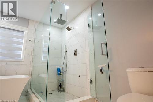2427 Asima Drive, London, ON - Indoor Photo Showing Bathroom