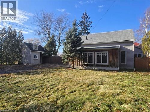 126 MOUNTAIN Road  Grimsby, ON L3M 4E7