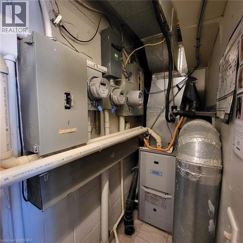 325 Fairview Drive, Brantford, ON - Indoor Photo Showing Basement