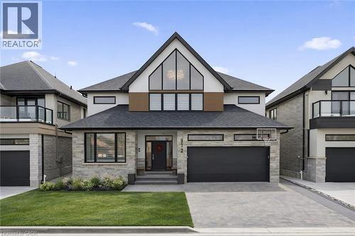 972 STONECLIFFE Walk Unit# 18  Kitchener, ON N2P 0K5