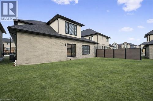 972 Stonecliffe Walk Unit# 18, Kitchener, ON - Outdoor With Exterior