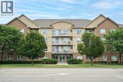 4450 FAIRVIEW Street Unit# 304  Burlington, ON L7L 7K7