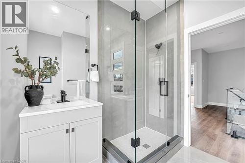 28 Norwich Street W, Guelph, ON - Indoor Photo Showing Bathroom