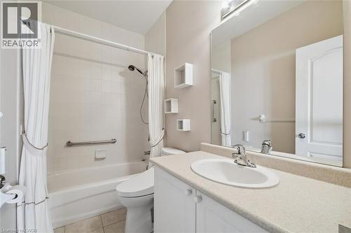 Main Bath - 2428 Salcome Drive, Oakville, ON - Indoor Photo Showing Bathroom