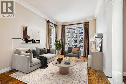 2428 Salcome Drive, Oakville, ON - Indoor Photo Showing Living Room