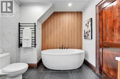 11 Maple Hill Drive, Kitchener, ON - Indoor Photo Showing Bathroom