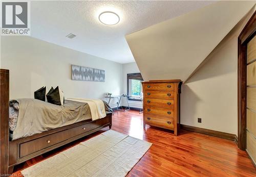 11 Maple Hill Drive, Kitchener, ON - Indoor Photo Showing Bedroom