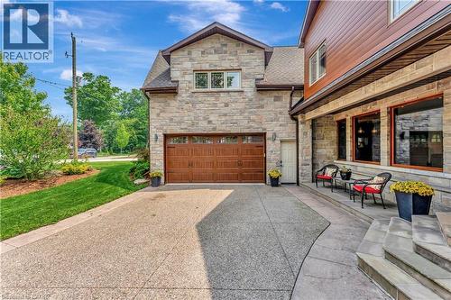 11 Maple Hill Drive, Kitchener, ON - Outdoor