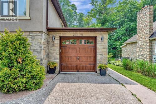 11 Maple Hill Drive, Kitchener, ON - Outdoor