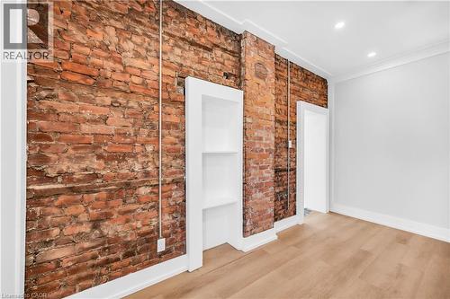 262 Robert Street, Hamilton, ON - Indoor Photo Showing Other Room