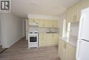 79-71 Cedar Street, Cambridge, ON  - Indoor Photo Showing Kitchen 