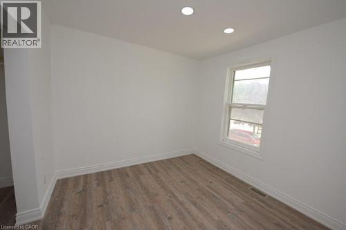 79-71 Cedar Street, Cambridge, ON - Indoor Photo Showing Other Room