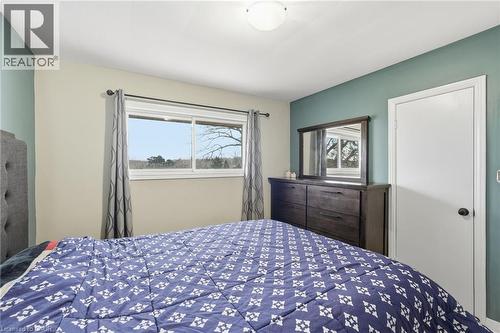 20 Nelligan Place, Hamilton, ON - Indoor Photo Showing Bedroom