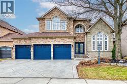 2201 GALLOWAY Drive  Oakville, ON L6H 5M1