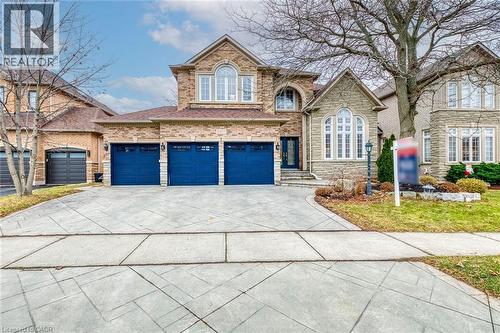 2201 Galloway Drive, Oakville, ON - Outdoor With Facade