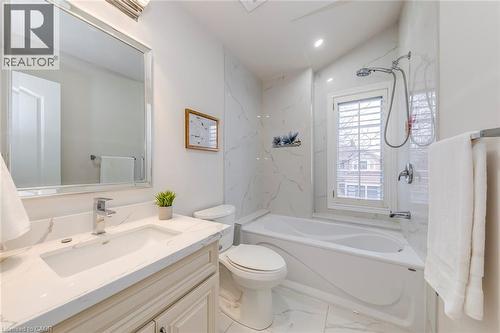 2201 Galloway Drive, Oakville, ON - Indoor Photo Showing Bathroom