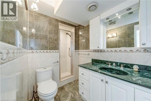 2201 Galloway Drive, Oakville, ON - Indoor Photo Showing Bathroom