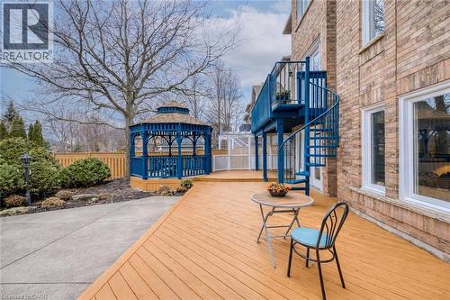 2201 Galloway Drive, Oakville, ON - Outdoor