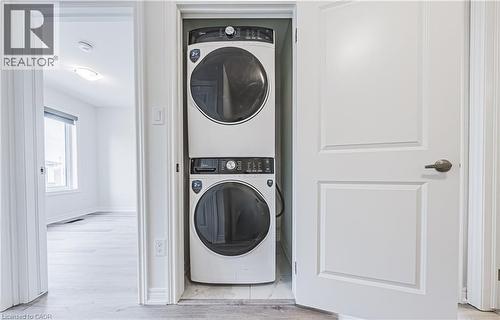 55 Dryden Lane Lane, Hamilton, ON - Indoor Photo Showing Laundry Room