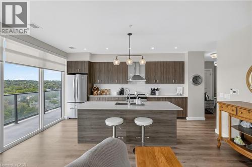 15 Glebe Street Unit# 1313, Cambridge, ON - Indoor Photo Showing Kitchen With Upgraded Kitchen