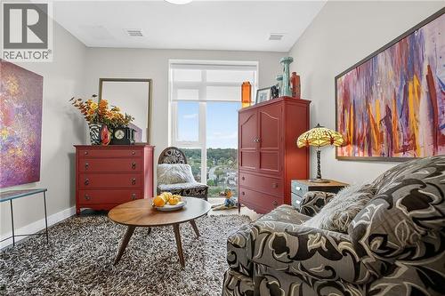 bedroom or office overlooking Gaslight and river - 15 Glebe Street Unit# 1313, Cambridge, ON - Indoor