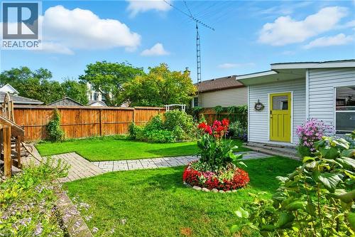 39 Clayburn Avenue, St. Catharines, ON - Outdoor